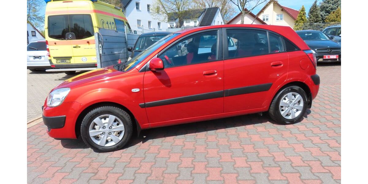 Kia Rio 117.880 km 2.900 &euro; Sandersdorf-Brehna 06796