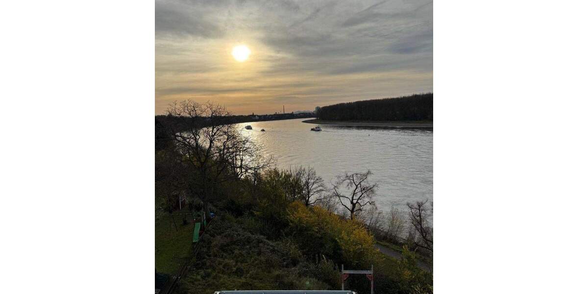 Etagenwohnung Köln Porz Ensen Ensen - 4 Zimmer, 139 m&sup2;, 2.780&euro; | Angebot:25636909