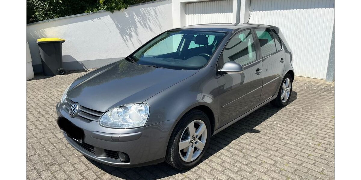 VW Golf 131.000 km 6.000 &euro; Ochsenfurt 97199