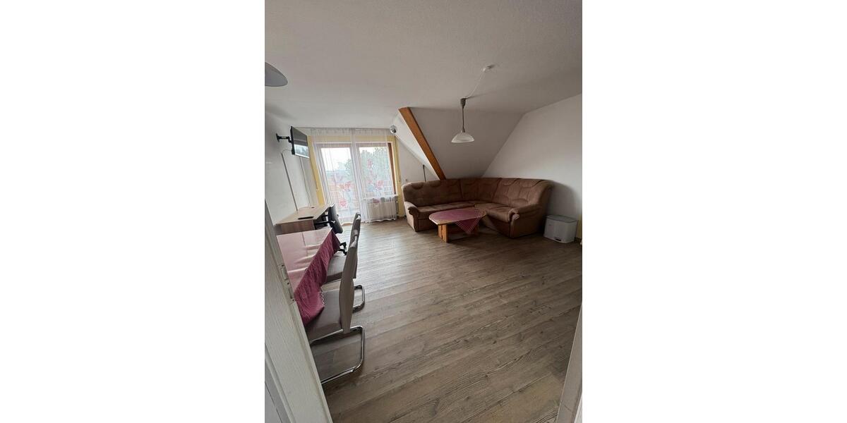 Dachgeschoßwohnung Auhausen Dornstadt - 2 Zimmer, 56 m&sup2;, 650&euro; | Angebot:26504082