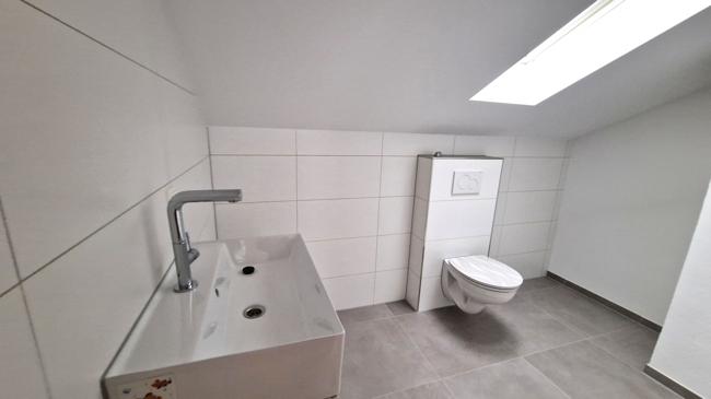 Einfamilienhaus Gemmingen - 6 Zimmer, 220 m&sup2;, 1.850&euro; | Angebot:25990741