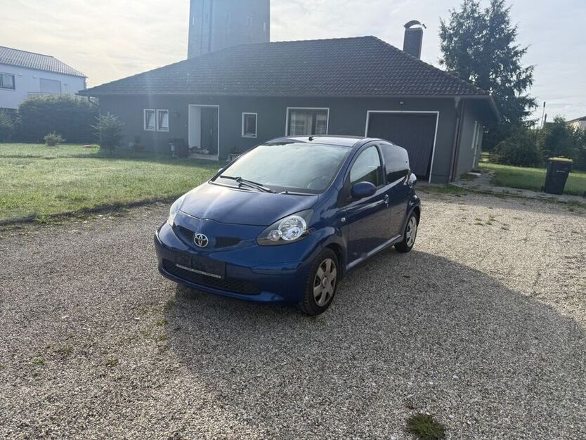 Aygo (X)