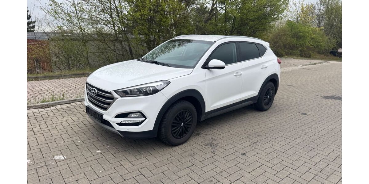 Hyundai TUCSON 133.978 km 13.999 &euro; Burgdorf 38272