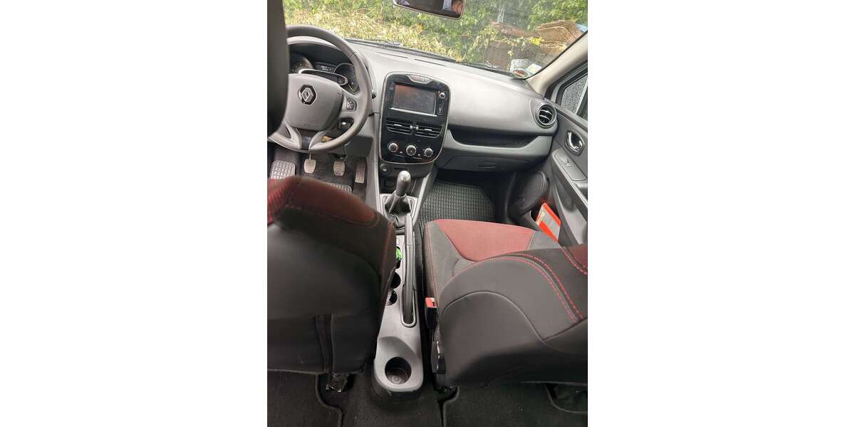 Renault Clio 168.000 km 5.100 &euro; Schierensee 24241