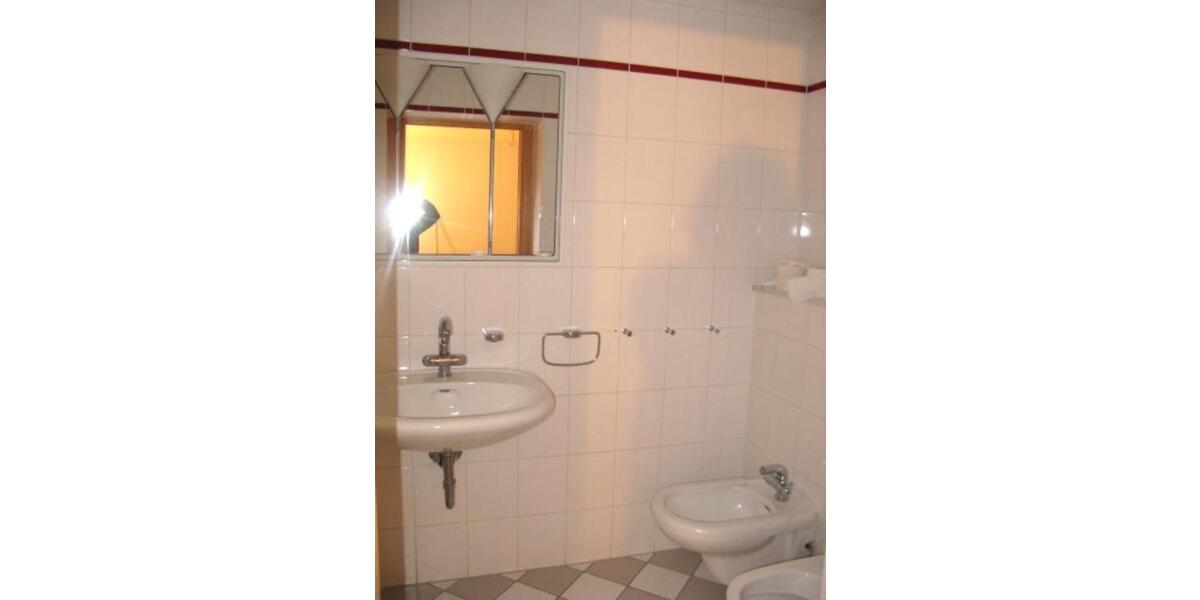 Gewerbeobjekt Kahl am Main - 2 Zimmer, 65 m&sup2;, 660&euro; | Angebot:23864611