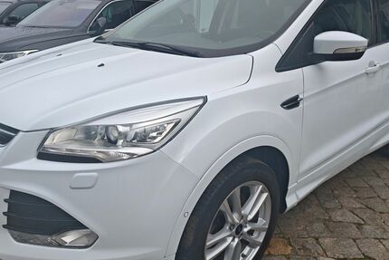 Ford Kuga 188.000 km 8.200 &euro; Eberswalde 16227
