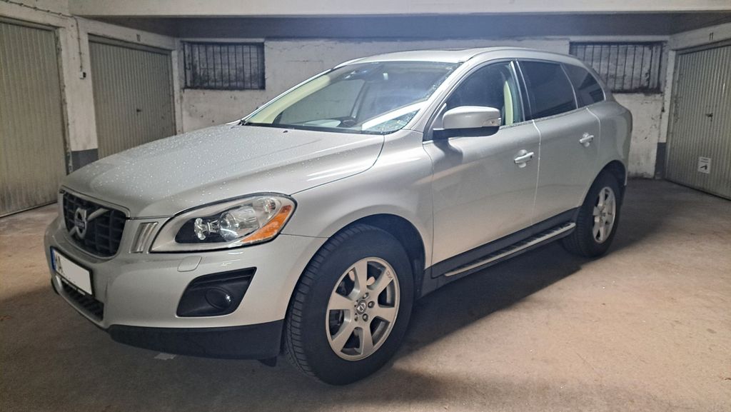 Volvo XC60 143.000 km 13.500 &euro; Mannheim 68259