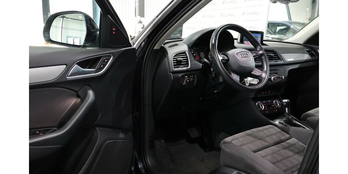 Audi Q3 2.0 TFSI QUATTRO SPORT / NAVI+KAMERA / ALLRAD 97.000 km 16.444 &euro; Hamm 59077