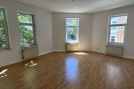 Wohnung Halle Südliche Innenstadt - 1 Zimmer, 40 m&sup2;, 340&euro; | Angebot:26856467