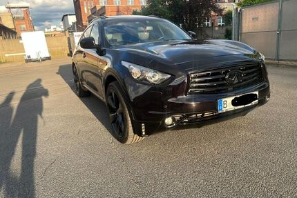 INFINITI QX70