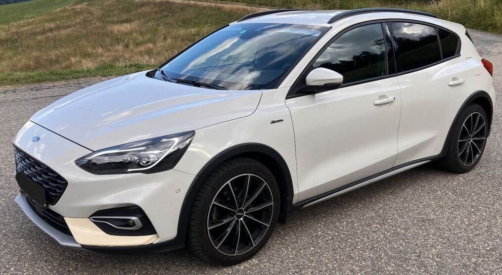 Ford Focus 69.000 km 16.990 € Todtnau 79674