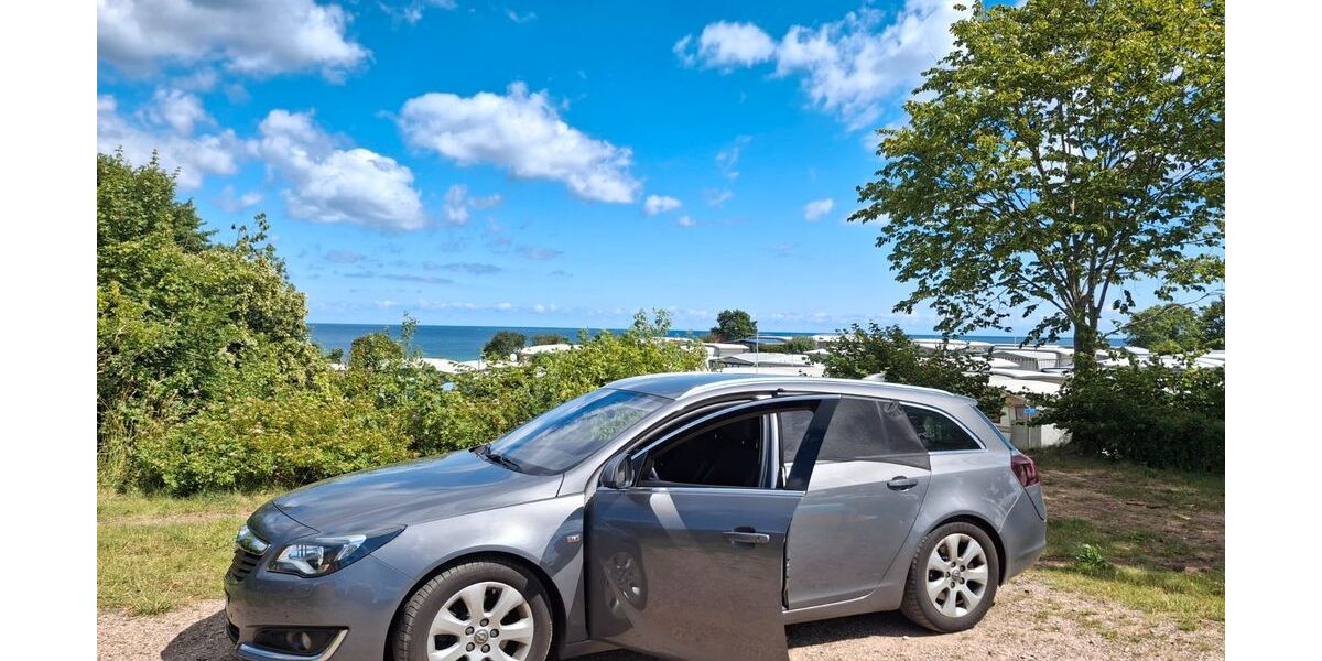 Opel Insignia 137.000 km 9.900 &euro; Trossingen 78647