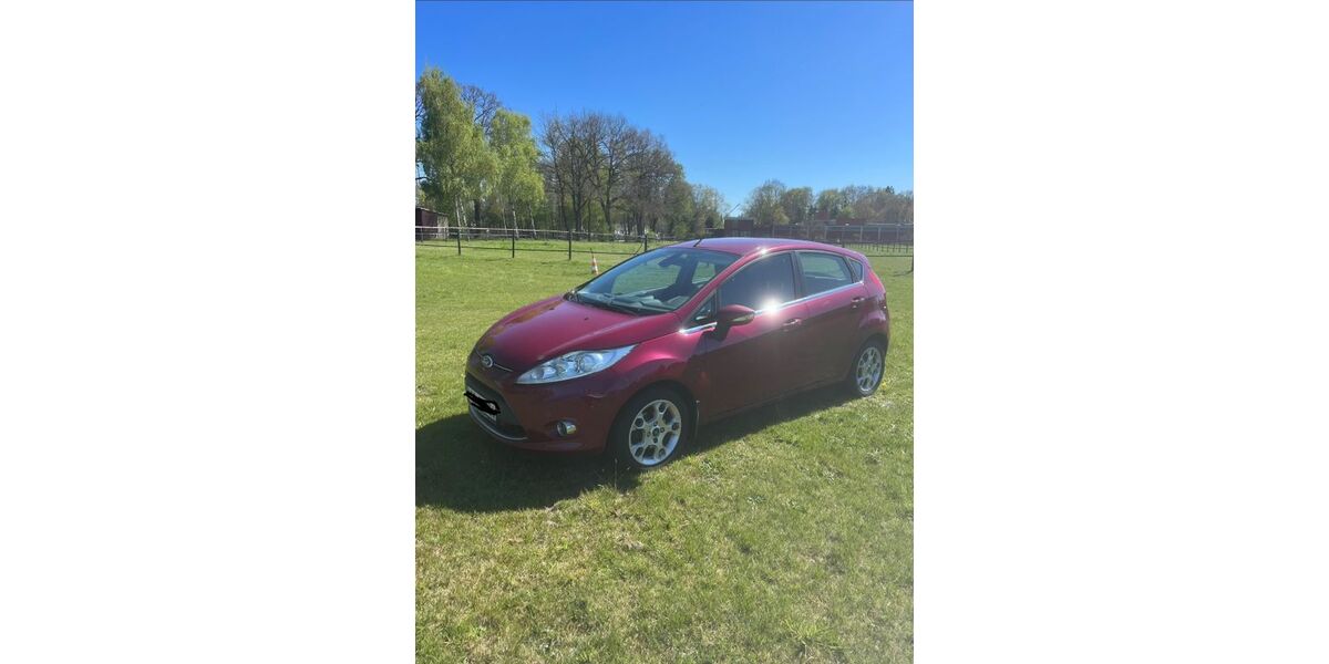 Ford Fiesta 180.000 km 2.800 &euro; Verden 27283