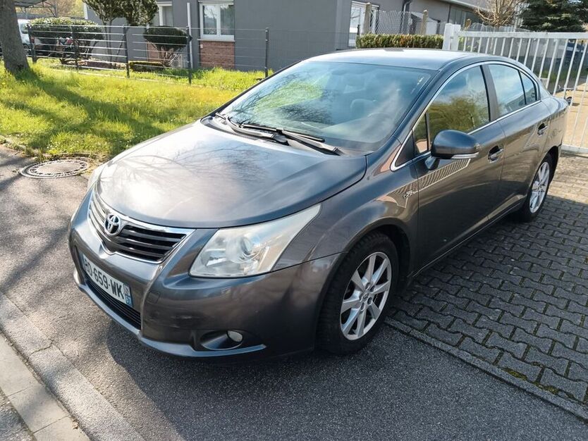 Avensis
