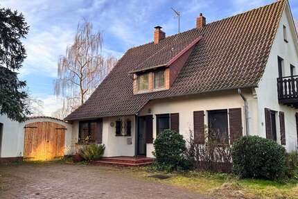 Haus zum Kaufen in Hatten Kirchhatten 350.000 € 162.92 m² 6 zimmer