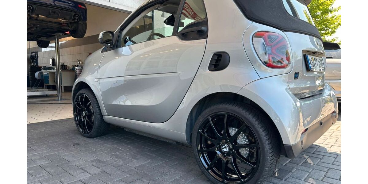 Smart ForTwo 9.300 km 15.690 &euro; Kassel 34123