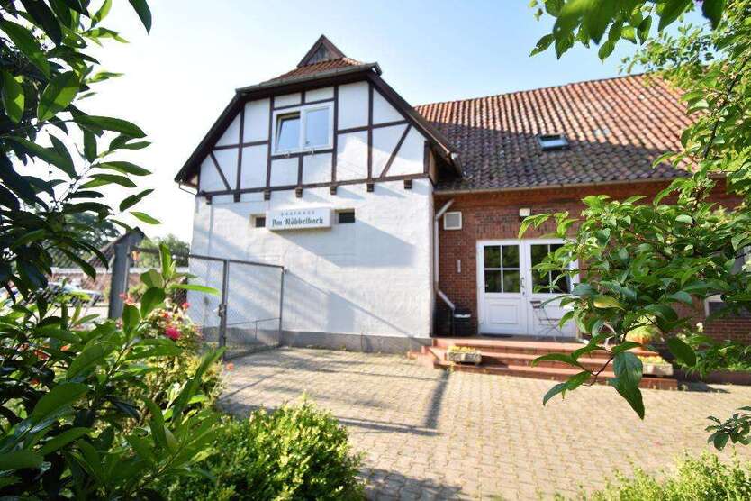 Haus zum Kaufen in Bad Bevensen 139.000 € 400 m²