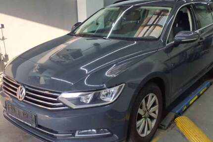 VW Passat 167.270 km 13.900 &euro; Königswinter 53639