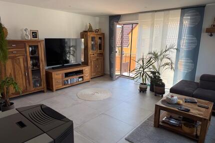 Traumhafte Dachgeschoßwohnung im Herzen von Bobingen mit Loggia