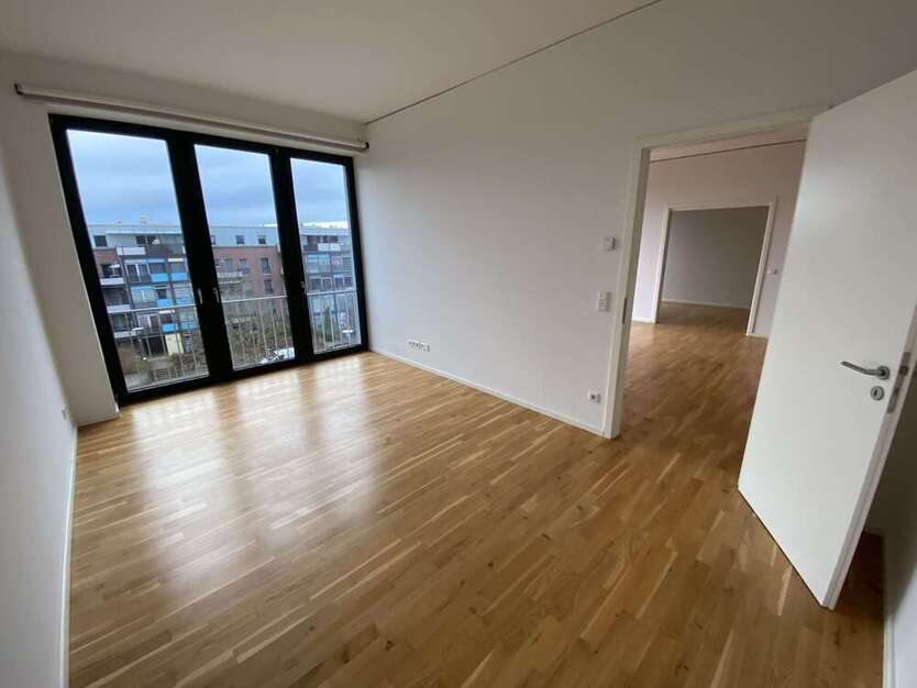 Wohnung zum Mieten in Berlin 1.664,02 € 87.58 m²