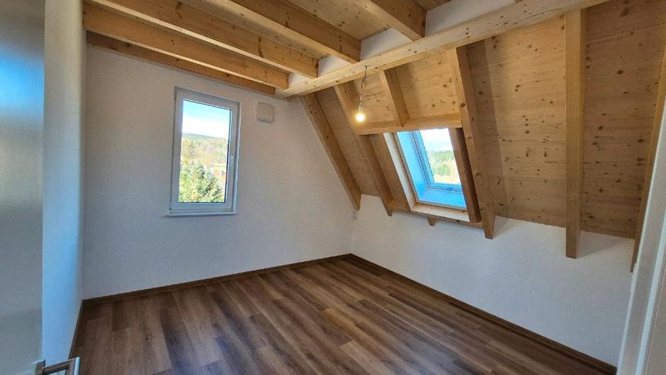 Maisonettenwohnung Schleusingen - 2.5 Zimmer, 85 m&sup2;, 680&euro; | Angebot:25993603