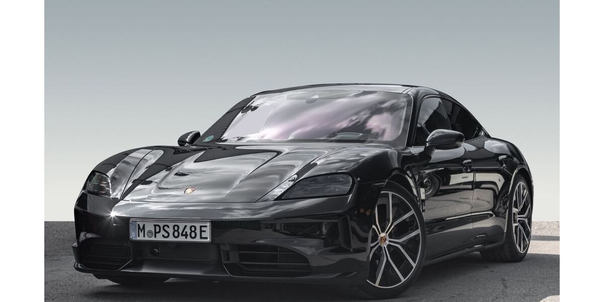 Porsche Taycan 9.900 km 142.970 € München 81477