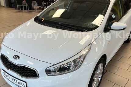 Kia ceed Sportswagon 80.900 km 9.980 € Augsburg 86156