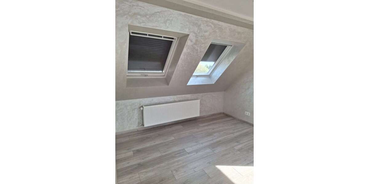 Etagenwohnung Langenfeld - 2 Zimmer, 75 m&sup2;, 950&euro; | Angebot:27429251