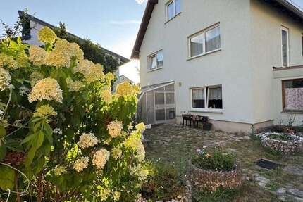Haus Krayenberggemeinde - 6 Zimmer, 184 m&sup2;, 1.100&euro; | Angebot:27096444