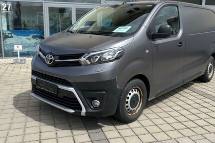 Toyota Proace Max 54.580 km 16.990 &euro; Bad Tölz 83646