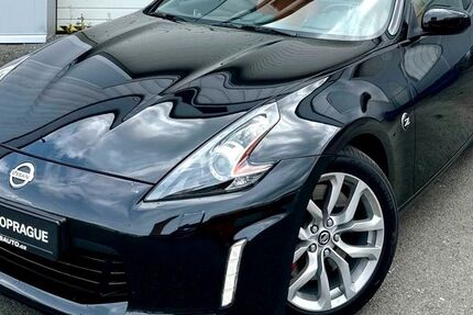 Nissan 370Z 45.117 km 26.210 &euro; Jílové u Prahy 