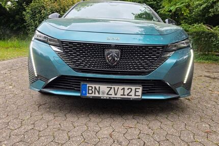 Peugeot 308 127.000 km 13.500 &euro; Bonn 53129