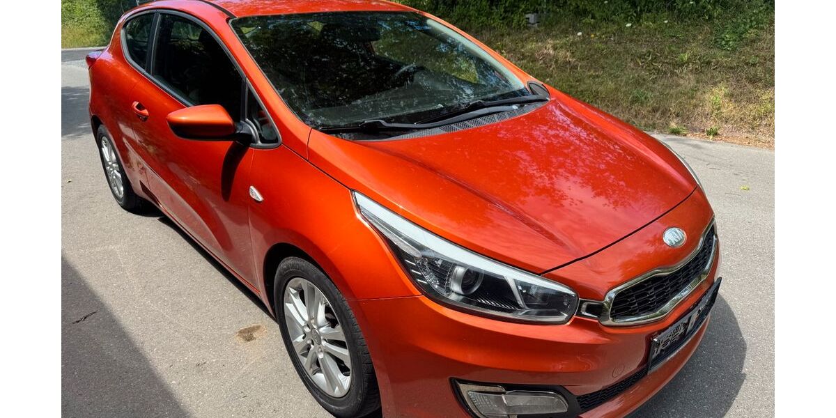 Kia ceed / Ceed 127.000 km 6.490 &euro; Öhringen 74613