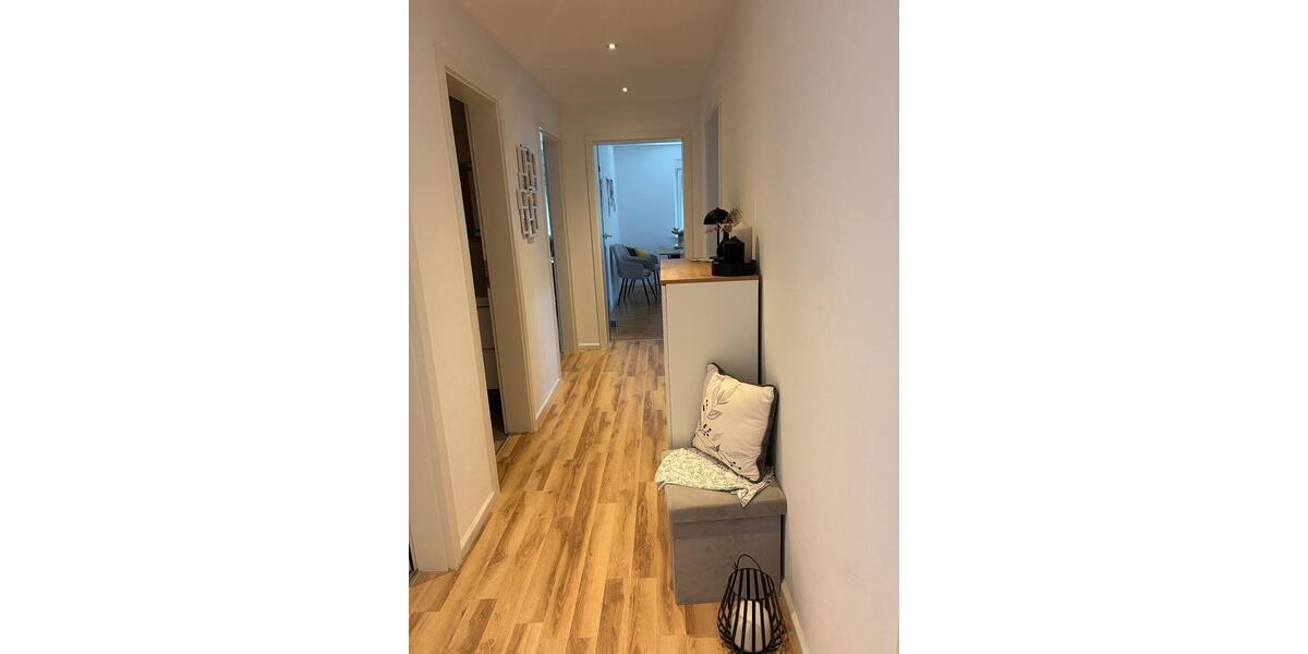Etagenwohnung Schopfheim - 3 Zimmer, 75 m&sup2;, 290.000&euro; | Angebot:26987272