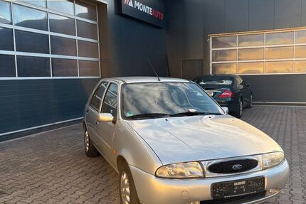Ford Fiesta 172.000 km 1.699 &euro; Maintal 63477
