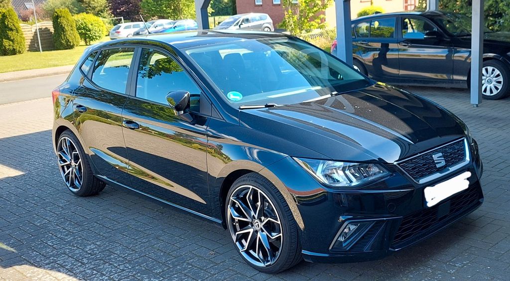 Seat Ibiza 88.950 km 11.500 &euro; Gnarrenburg 27442