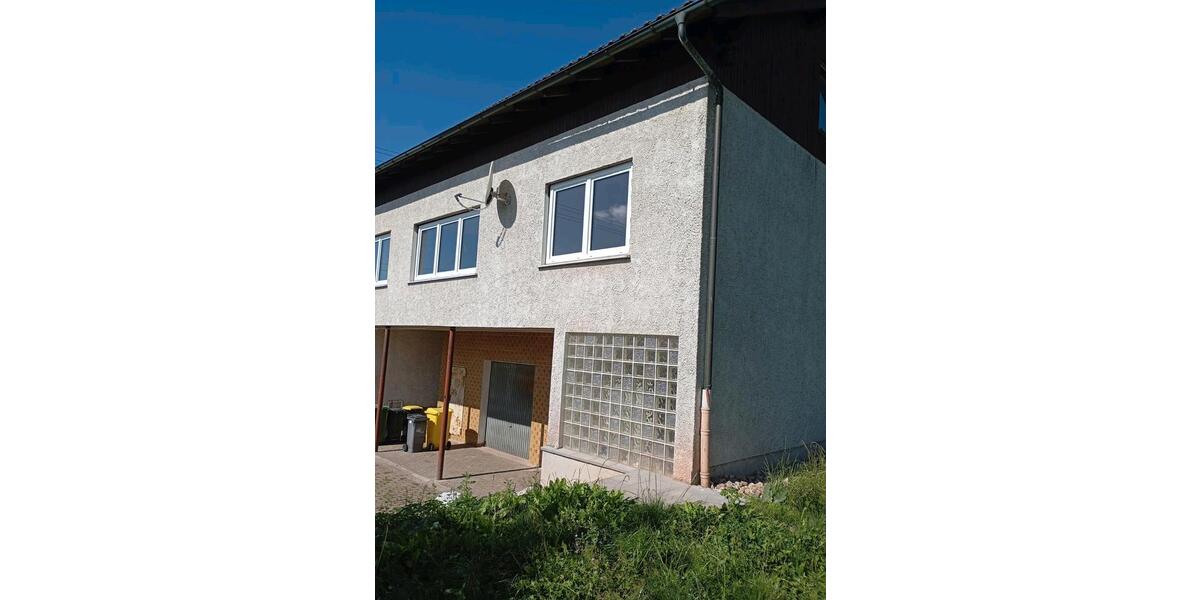 Doppelhaushälfte Pressig - 4 Zimmer, 90 m&sup2;, 1.000&euro; | Angebot:25329416