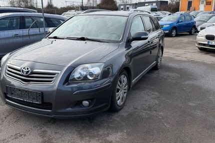 Toyota Avensis 213.000 km 2.450 &euro; Trier 54294