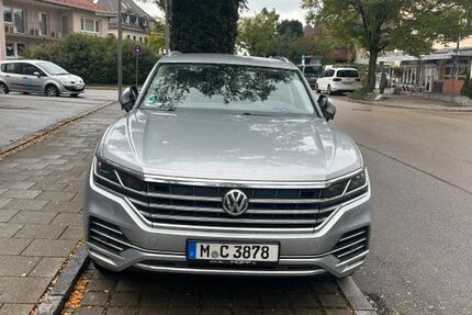 VW Touareg 100.400 km 37.600 € Unterschleissheim 85716