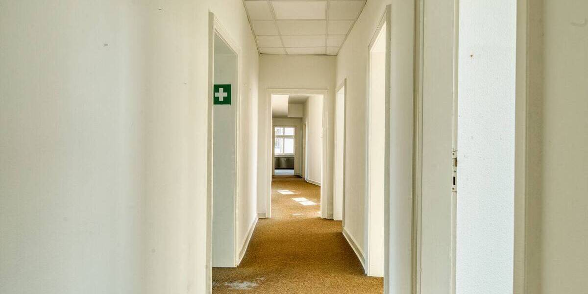 Gewerbeobjekt Hildesheim Mitte - 1 Zimmer, 260 m&sup2;, 2.080&euro; | Angebot:26816436