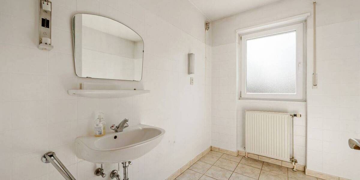 Mehrfamilienhaus, Wohnhaus Germersheim - 1 Zimmer, 121 m&sup2;, 1.095.000&euro; | Angebot:26082569