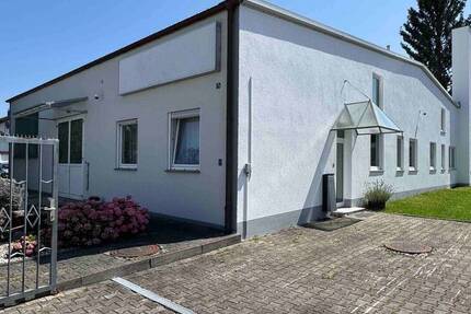 Haus Königsbrunn - 3.000&euro; | Angebot:23951185