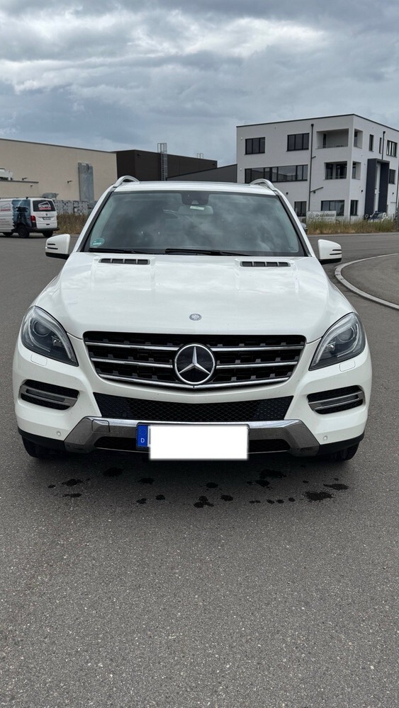 Mercedes-Benz ML 350 189.100 km 22.150 € Leinfelden-Echterdingen 70771