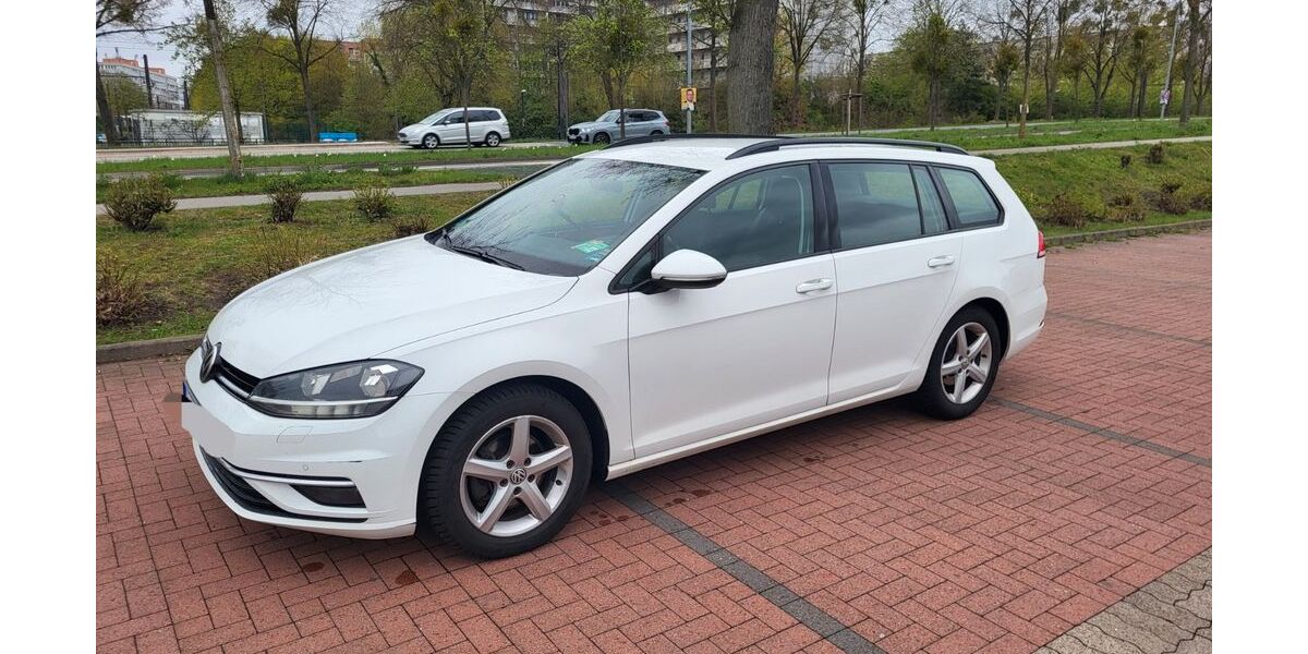VW Golf 220.000 km 7.800 &euro; Schwerin 19053