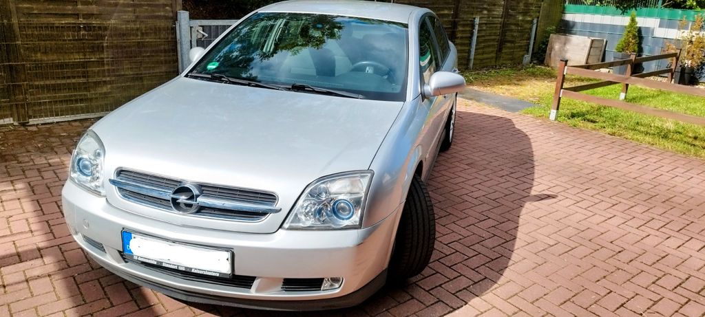 Opel Vectra 200.000 km 1.950 &euro; Hochspeyer 67691