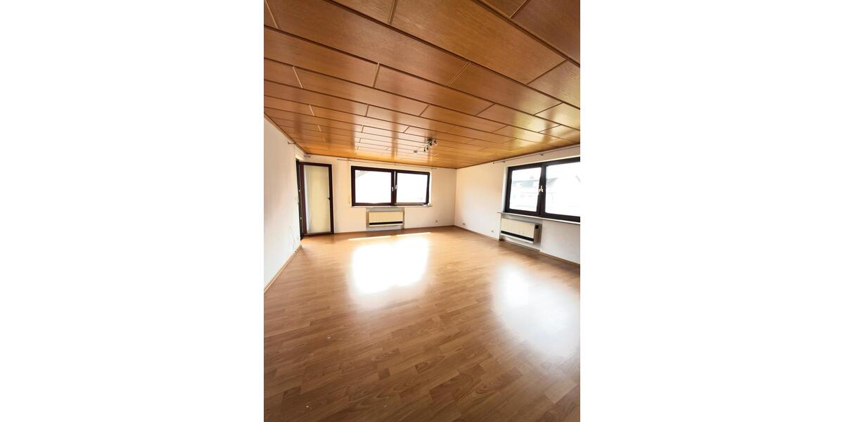 Etagenwohnung Nufringen - 3.5 Zimmer, 102 m&sup2;, 1.190&euro; | Angebot:26131512