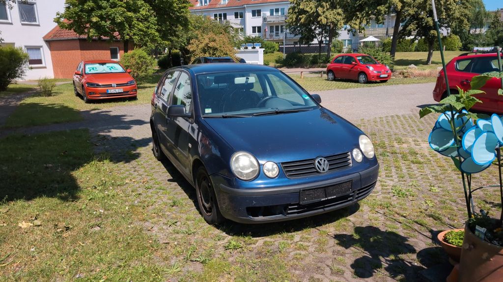VW Polo 216.100 km 699 &euro; Celle 29227