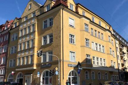 Charmante 4 ½-Zi.-Altbau-Whg. mit 2 Balkonen, Nähe U-Bh.- Bonner Platz! 4 zimmer