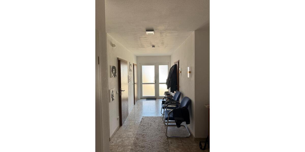 Erdgeschoßwohnung Petershagen - 3 Zimmer, 120 m&sup2;, 660&euro; | Angebot:26288118