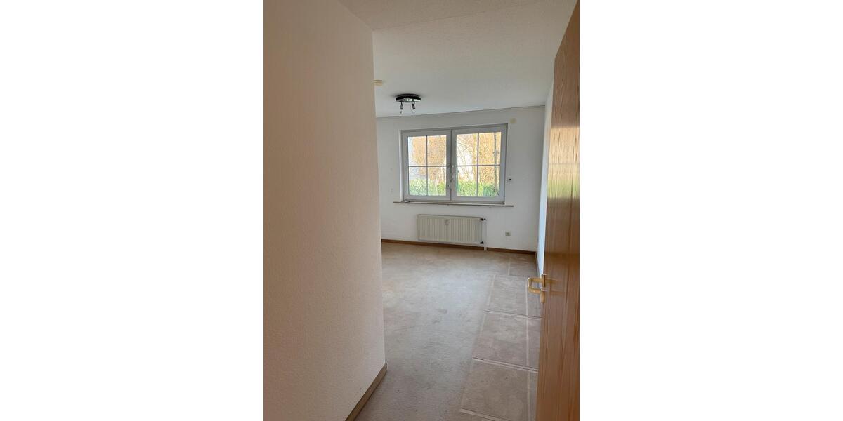 Erdgeschoßwohnung Osterode am Harz - 2.5 Zimmer, 65 m&sup2;, 110.000&euro; | Angebot:25383277